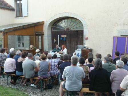 theatre-de-rue-rosey-avec-les-3t-le-31.07.14-1-e15a