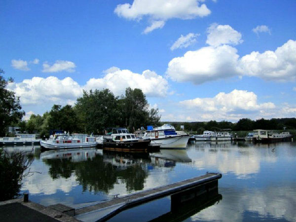 port-de-plaisance-scey-sur-saone-et-st-albin-e127