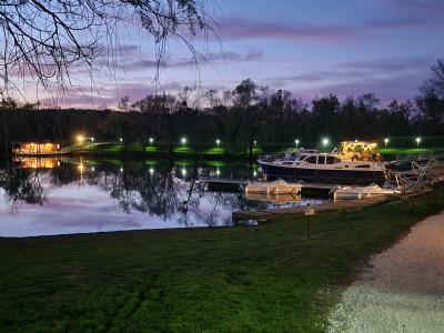 Domaine Sa�ne Valley_Domaine-Saone-Valley-2