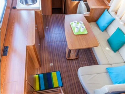 Location de pnichettes Locaboat Plaisance_interieur-penichette-Locaboat